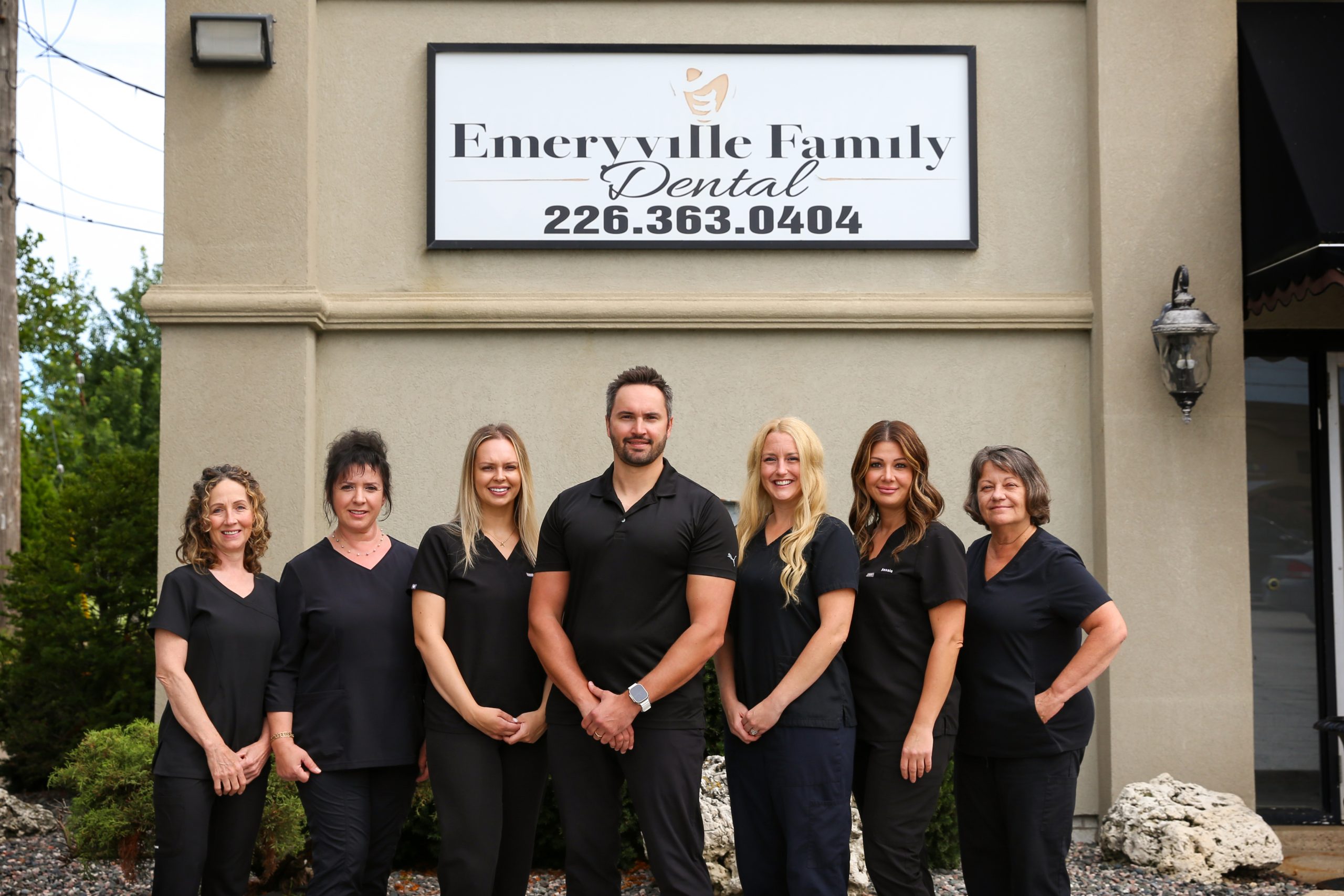 Contact Dentist Lakeshore, Ontario, Canada Emeryville Family Dental